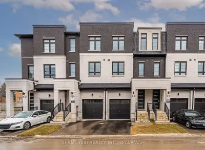 5899 Saigon Street, Mississauga, On L5v 0e9