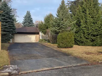 541 Vanessa Crescent, Mississauga, On L5h 2n4