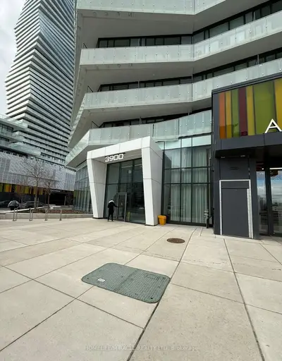 3900 Confederation Parkway 212, Mississauga, On L5b 0m3