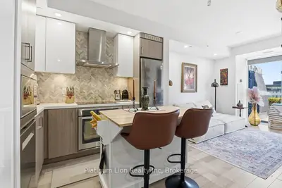 5220 Dundas Street D211, Burlington, On L7l 0j4