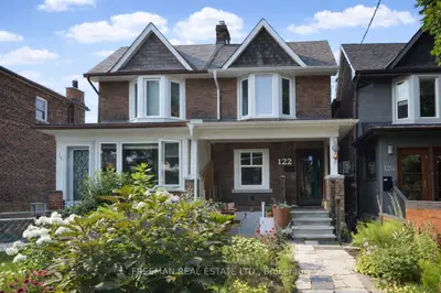 122 Pendrith Street Lower, Toronto W02, ON M6G 1R7