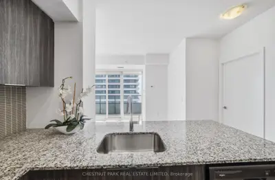 30 Shore Breeze Drive 3416, Toronto W06, ON M8V 0J1