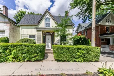 215-217 Queen Street, Milton, On L9t 1k3