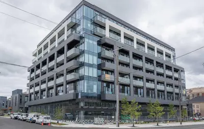 4208 Dundas Street W 314, Toronto W08, On M8x 1y6