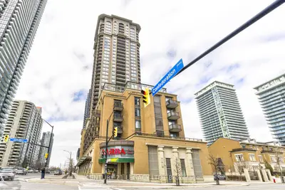 385 Prince Of Wales Drive 2909, Mississauga, On L5b 0c6
