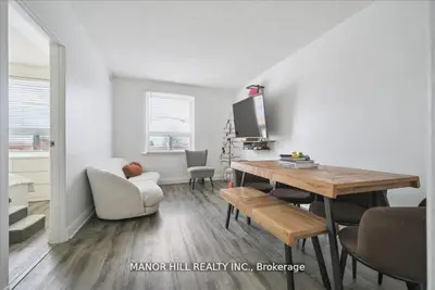 929 Lakeshore Road E #2, Mississauga, ON L5E 1E3