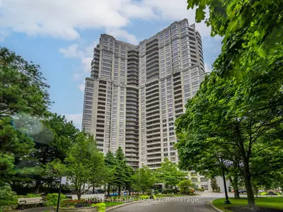 35 Kingsbridge Garden Circle 505, Mississauga, On L5r 3z5