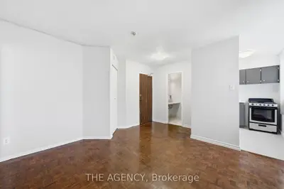 2360 Dundas Street W 2103b, Toronto W02, On M6p 4b2