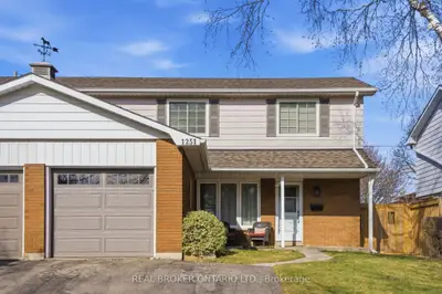 1251 Nottingham Avenue, Burlington, ON L7P 2R5