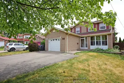 1124 Shagbark Crescent, Mississauga, On L5c 3n7