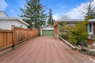 2470 Meadowood Crescent, Oakville, On L6l 1v6