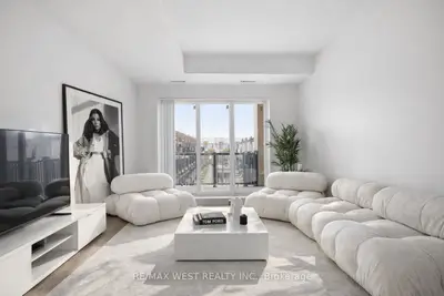 120 Canon Jackson Drive 311, Toronto W04, On M6m 0b8