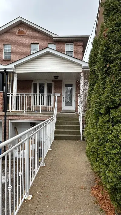 19 Church Street BSMT, Toronto W04, ON M9N 1M4