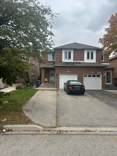 5550 Cosmic Crescent, Mississauga, On L4z 3r9