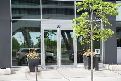 33 Shore Breeze Drive 1107, Toronto W06, ON M8V 0G1