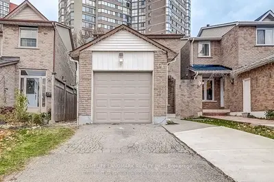 63 Chalfield Lane, Mississauga, On L4z 1k8