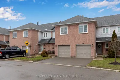 5305 Glen Erin Drive 37B, Mississauga, ON L5M 5N7