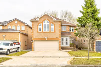 1466 Willowvale Gardens, Mississauga, On L5v 1t7