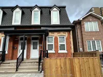 211 Osler Street Main Floor, Toronto W03, ON M6N 2Z2