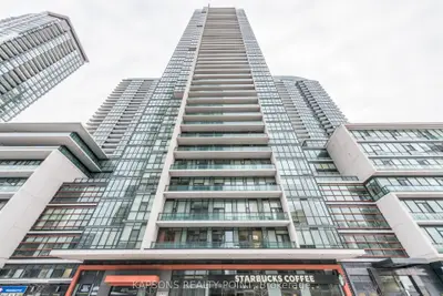 4070 Confederation Parkway 2204, Mississauga, ON L5B 0E9