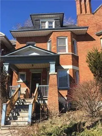 1492 King Street W, Toronto W01, On M6k 1j3