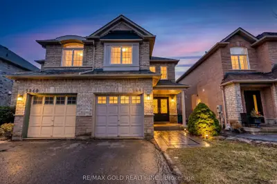 5842 Questman Hollow, Mississauga, On L5m 6p3