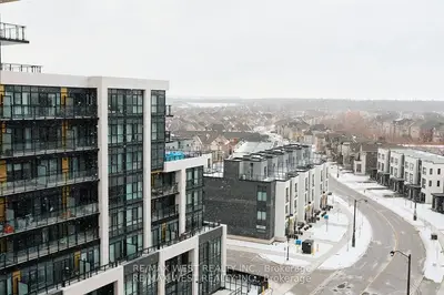 395 Dundas Street W 822, Oakville, On L6m 5r8