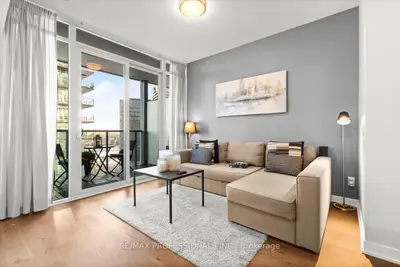 90 Park Lawn Road 1903, Toronto W06, ON M8Y 0B6