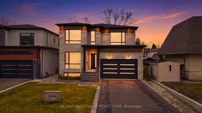 2556 Glengarry Road, Mississauga, On L5c 1y3