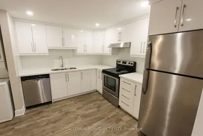 100 Bonham Boulevard Bsmt, Mississauga, ON L5M 1C7