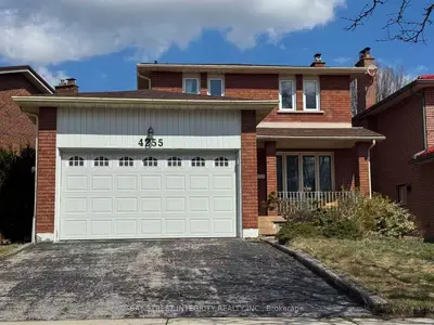 4255 Wakefield Crescent, Mississauga, On L5c 4m5