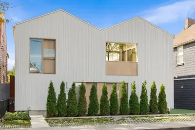 722 Lansdowne Avenue, Toronto, On M6h 3y8