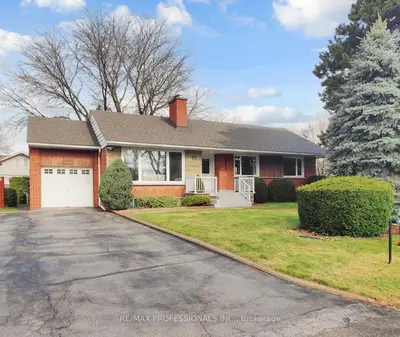 1579 Liveoak Drive N, Mississauga, On L5e 2x5