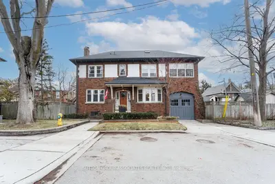 50 Thornhill Avenue, Toronto W02, On M6s 4c5