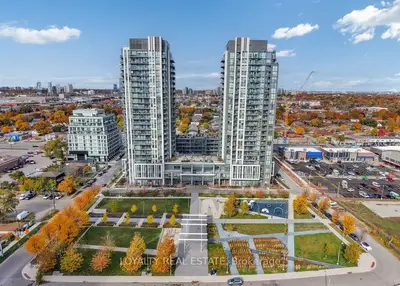 17 Zorra Street 901, Toronto W08, On M8z 4z6