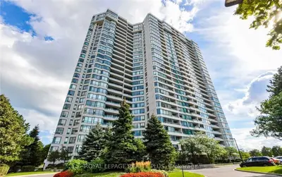550 Webb Drive 707, Mississauga, On L5b 3y4