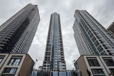 7 Mabelle Avenue 804, Toronto W08, On M9a 4x1