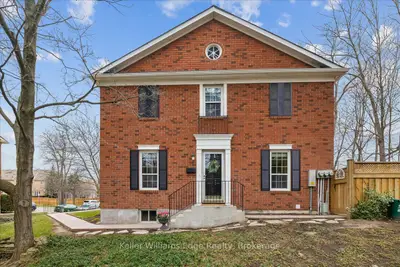 2390 Woodward Avenue 17, Burlington, On L7r 1t9