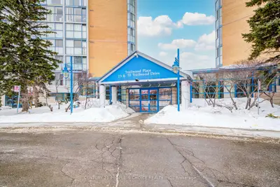 25 Trailwood Drive 1206, Mississauga, On L4z 3k9