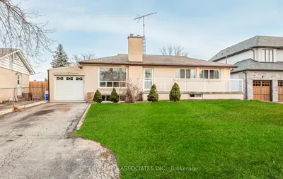 1338 Waverly Avenue, Oakville, On L6l 2s3