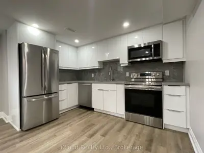 22 Decarie Circle Basement Apartment, Toronto W08, On M9b 3h8
