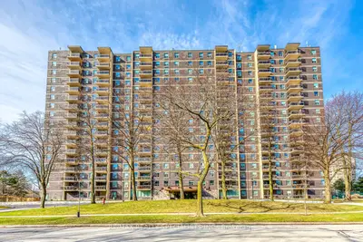 966 Inverhouse Drive 405, Mississauga, On L5j 4b6