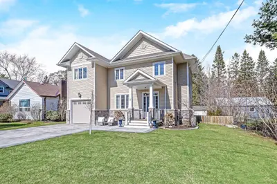 3 Beaver Street, Halton Hills, On L7g 3p4