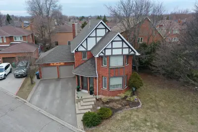 6141 Tenth Line W, Mississauga, On L5n 5s9