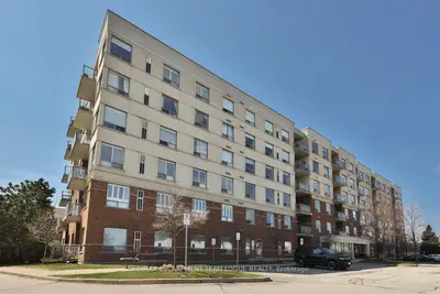 5070 Fairview Street 102, Burlington, On L7l 0b8