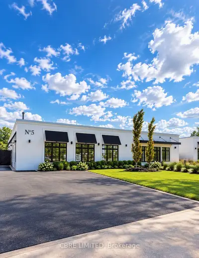 5 Sinclair Street, Toronto, On M8z 1m7
