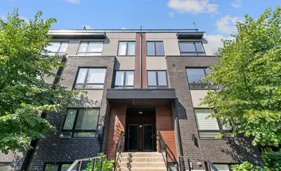 1110 Briar Hill Avenue 312, Toronto W04, ON M6B 1M7