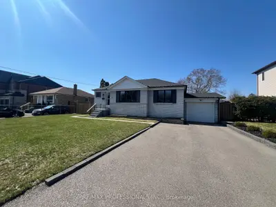 2504 Donnavale Drive, Mississauga, On L5a 2n1