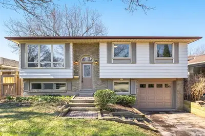 142 Osborne Crescent, Oakville, On L6m 1g1