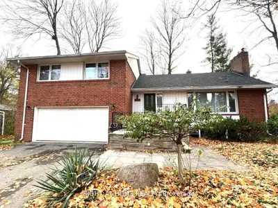 1445 Ryan Place, Mississauga, On L5c 1j7